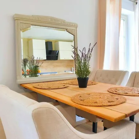 Apartment Le Boheme, Reposant & Cosy *